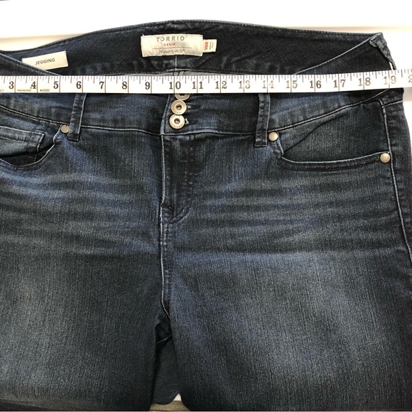 Torrid Ankle Jegging - Picture 6 of 9